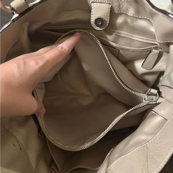 Coach Alexandra Large Leather Shoulder Bag in Ivory - Picture 10 of 12